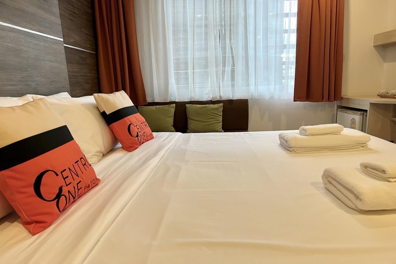 Centro One Bangla Hotel Patong Екстериор снимка